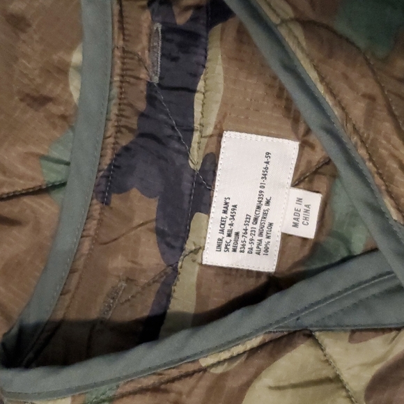 Alpha Industries camo liner - Picture 2 of 2